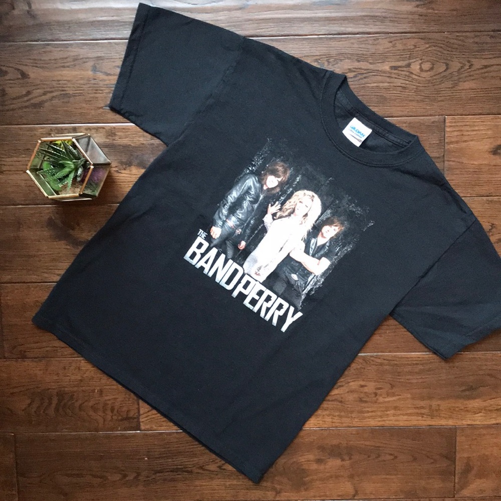 The Band Perry tour shirt black EUC.